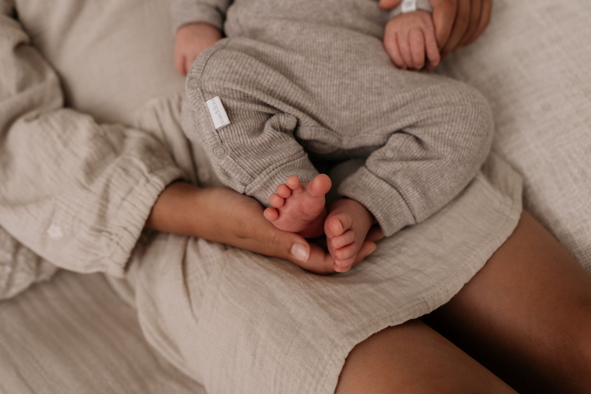 Lifestyle fotograaf Heerhugowaard voor newbornshoots en gezinnen.