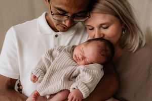 Lifestyle fotograaf Heerhugowaard voor newbornshoots en gezinnen.