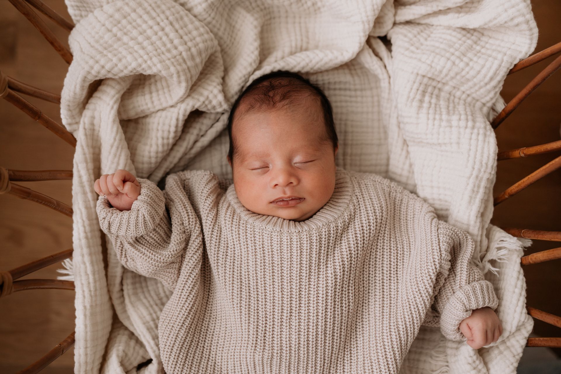 Lifestyle fotograaf Heerhugowaard voor newbornshoots en gezinnen.
