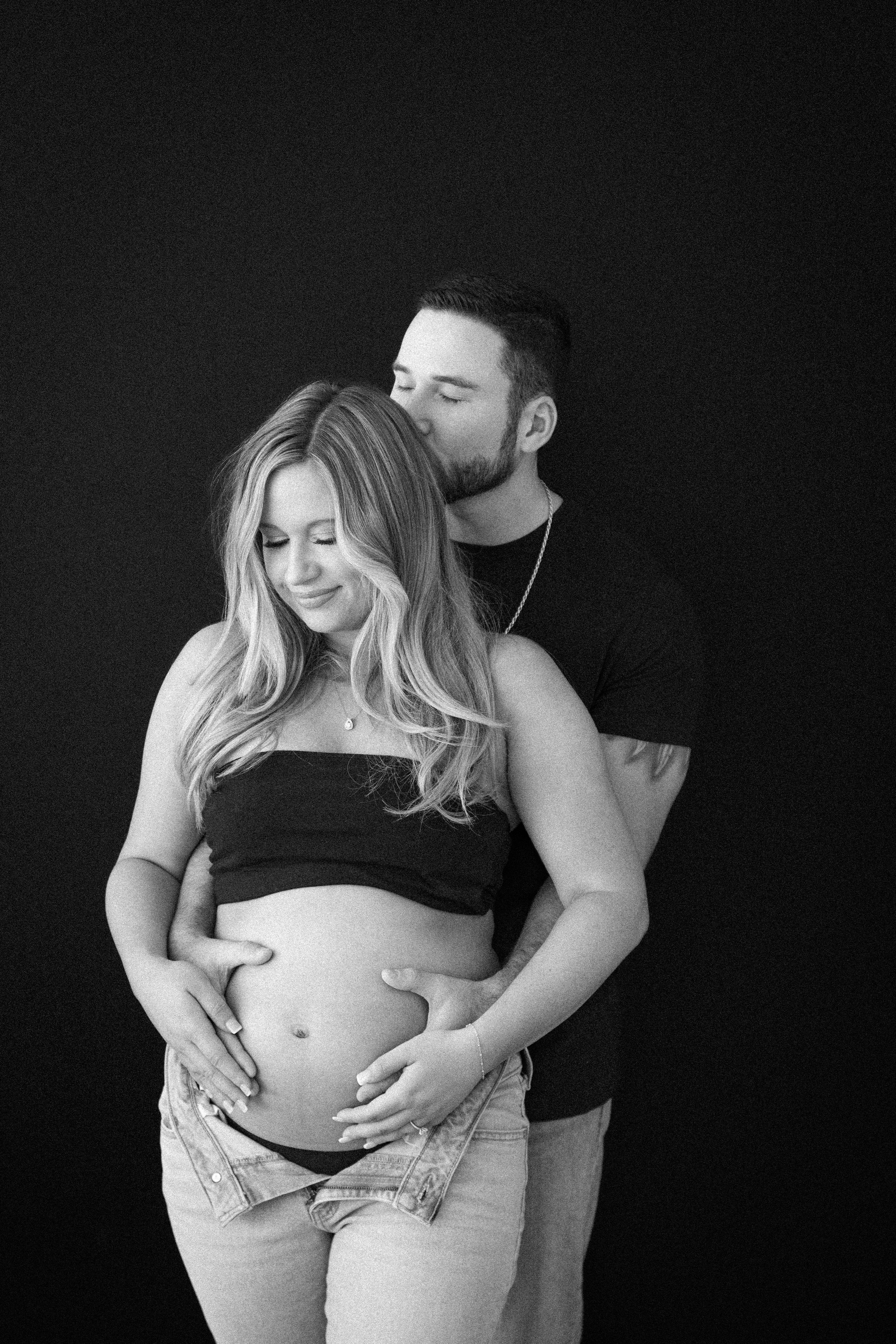 maternity photographer near midlothian texas