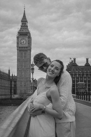 couple photos london