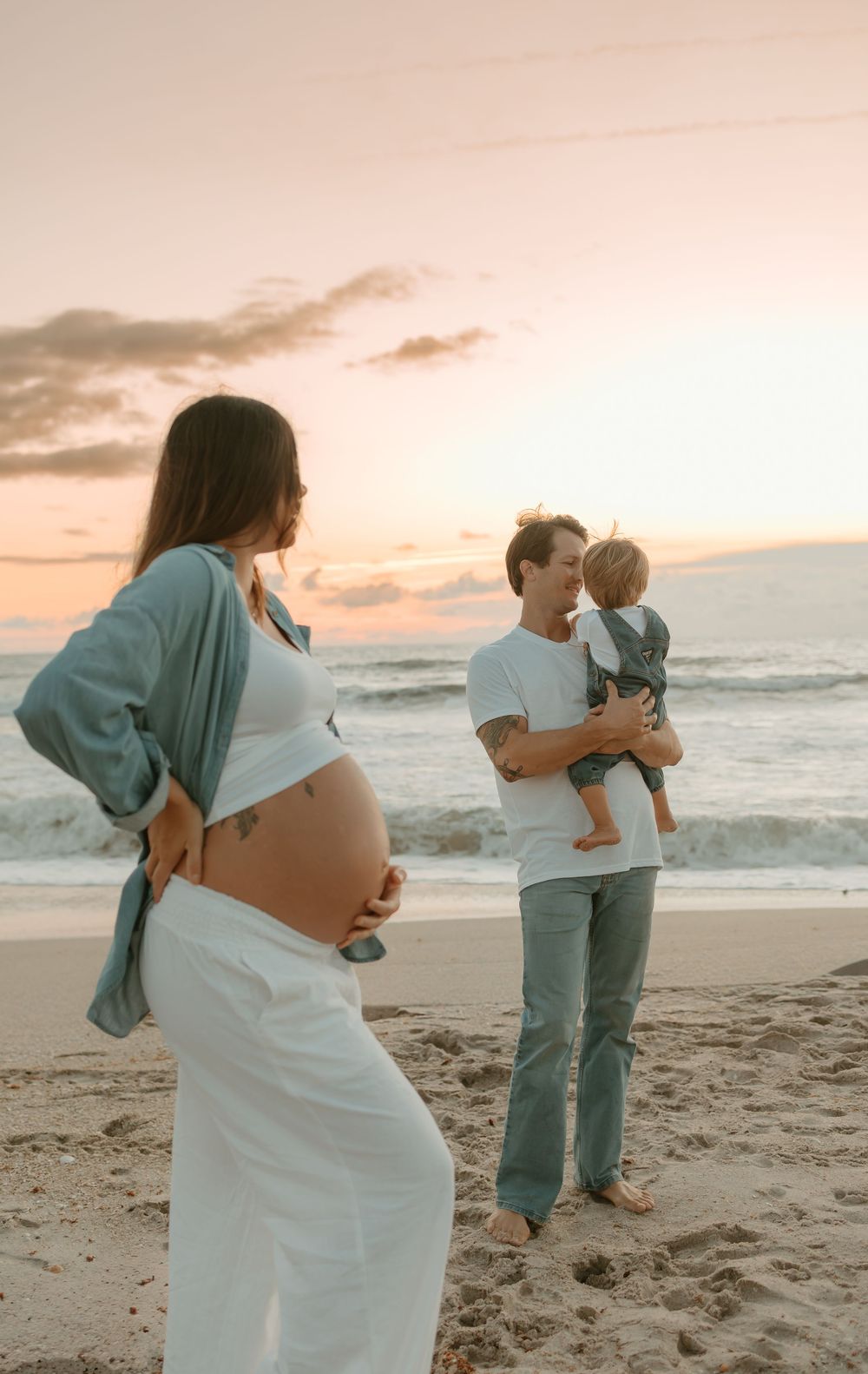 family, couples, newborns, maternity, documentary session, motherhood, pregnancy, sunrise,Satellite beach, cocoa beach, melbourne beach,