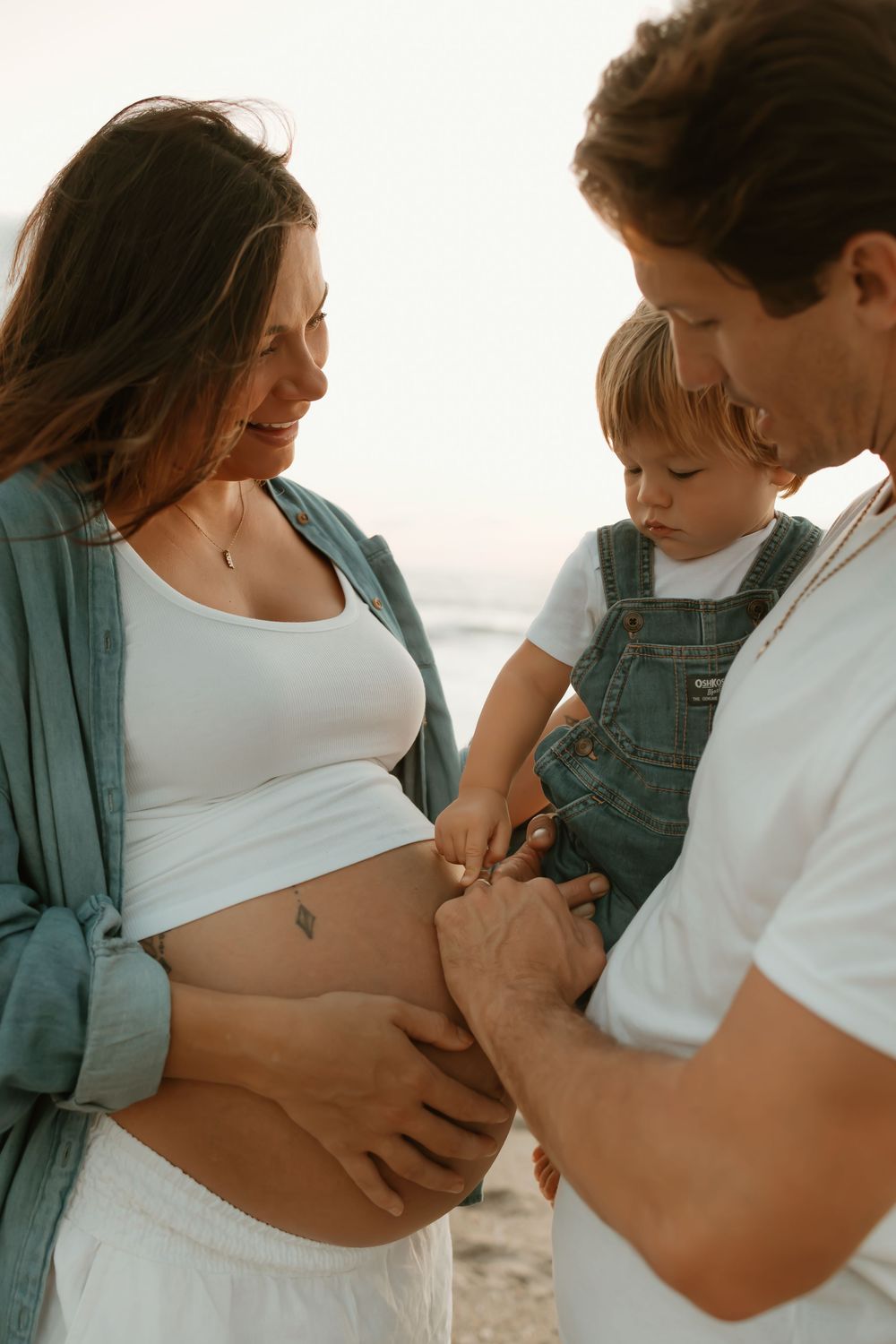 family, couples, newborns, maternity, documentary session, motherhood, pregnancy, sunrise,Satellite beach, cocoa beach, melbourne beach,