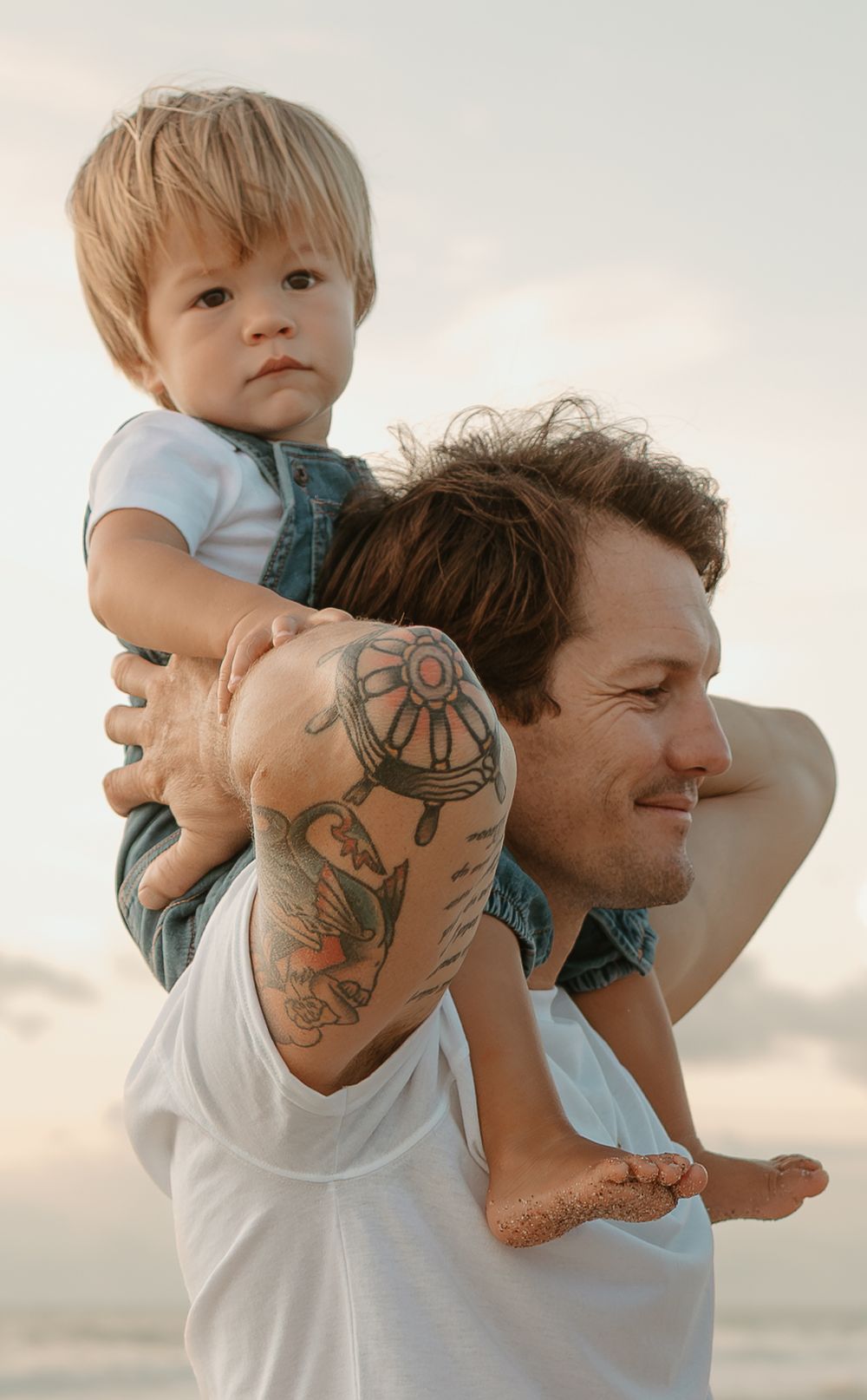 family, couples, newborns, maternity, documentary session, motherhood, pregnancy, sunrise,Satellite beach, cocoa beach, melbourne beach,