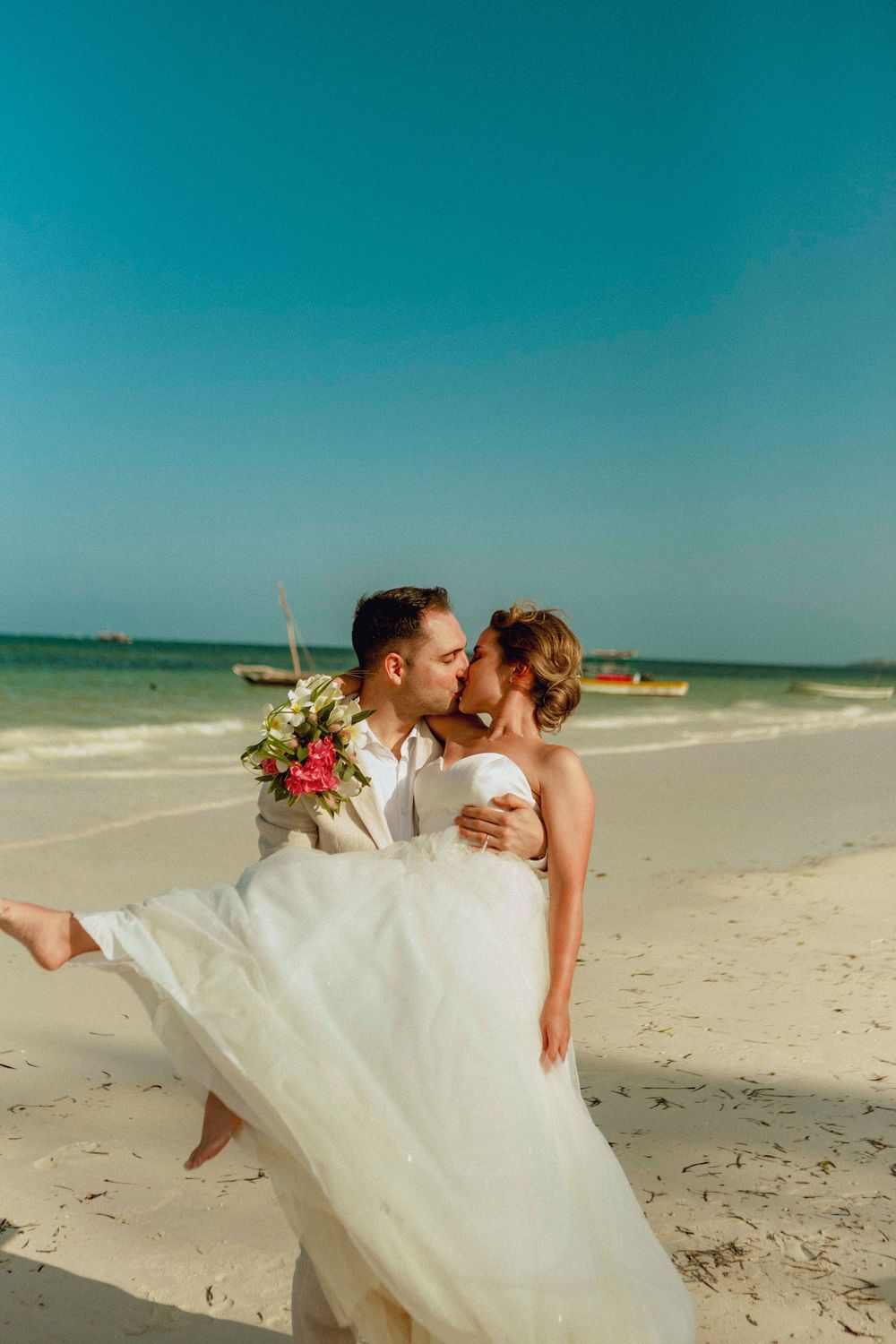 Relaxed couple photoshoot Zanzibar