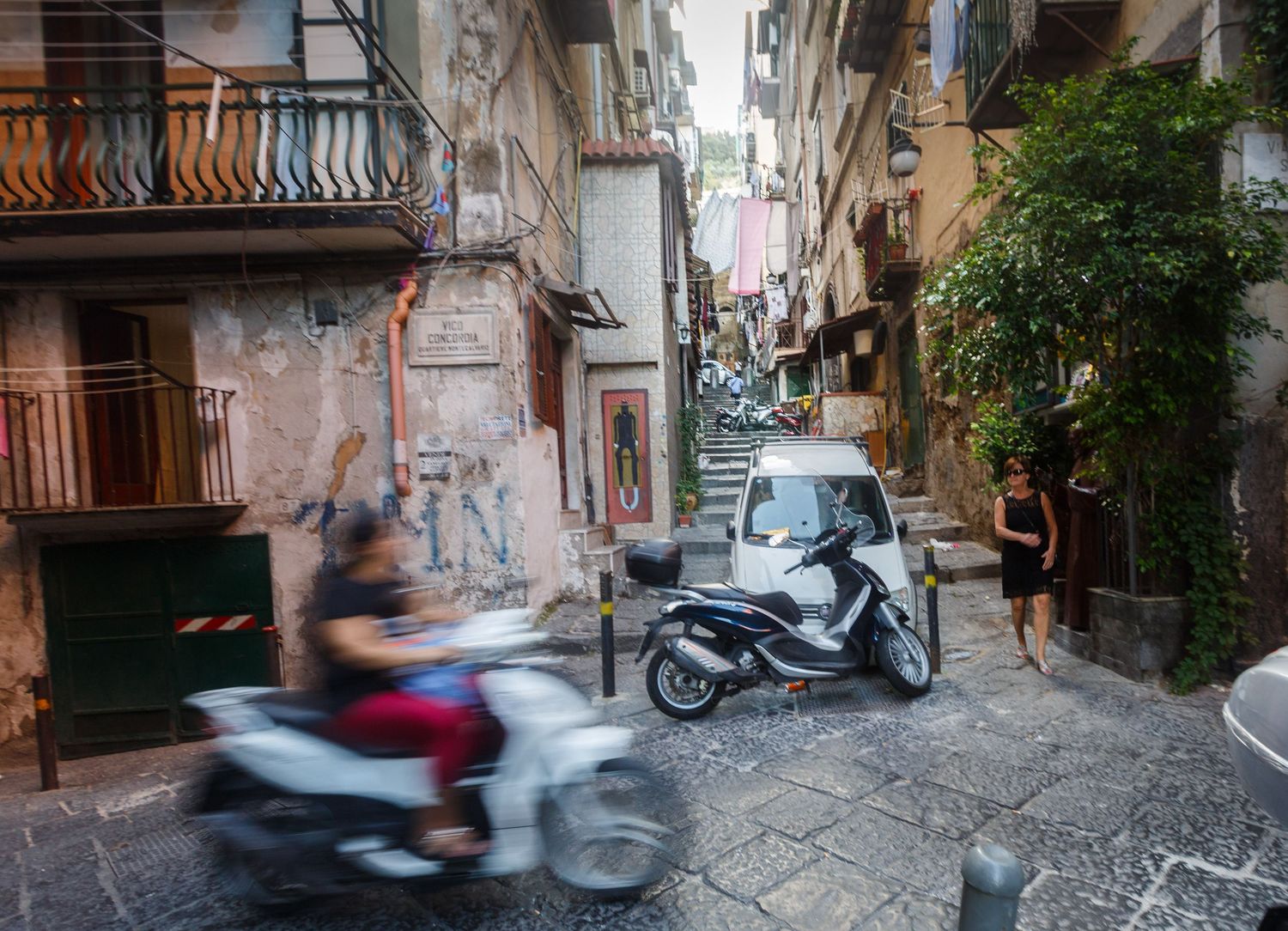 Spanish Quarter, Quartieri Spagnoli, Naples, Italy, Street Photography, Napoli