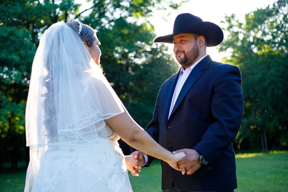 Dallas photography and video for Weddings
 - R & R Marcelo DFW
