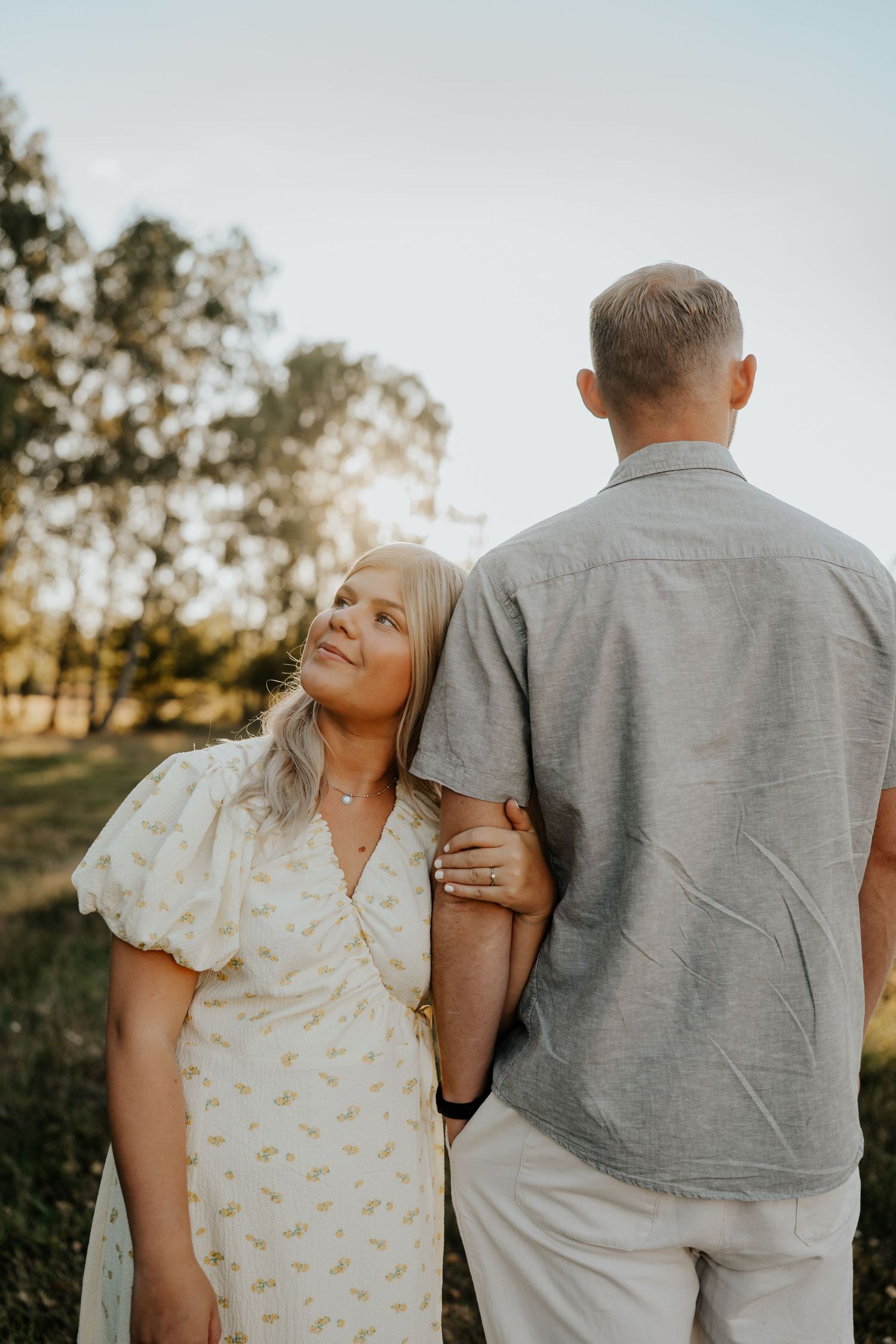 Bröllopsfotograf kristianstad. Förlovningsfotografering Åhus, solnedgång