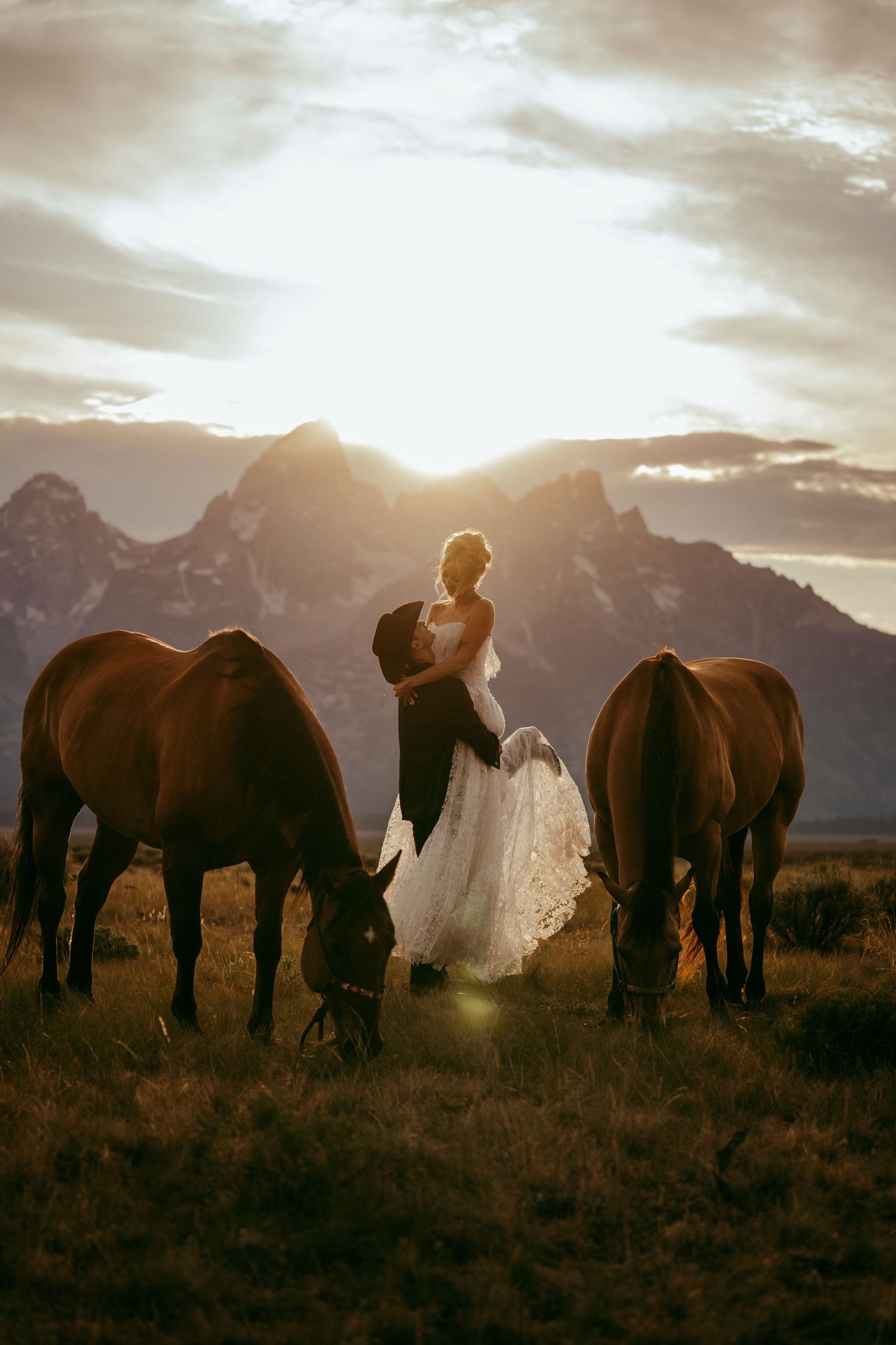 Elegant outdoor wedding ceremony in Jackson Hole, Wyoming with scenic mountain backdrop