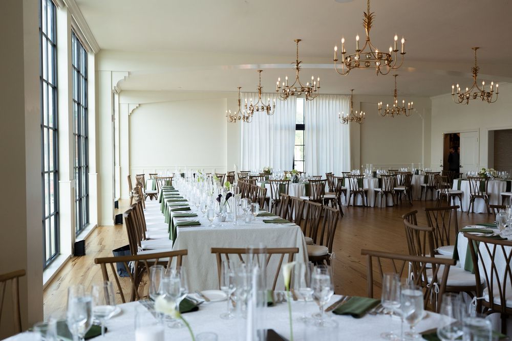Delamar hotel wedding venue in mystic connecticut images of table settings, bridal party, ceremony space, reception tables and more
