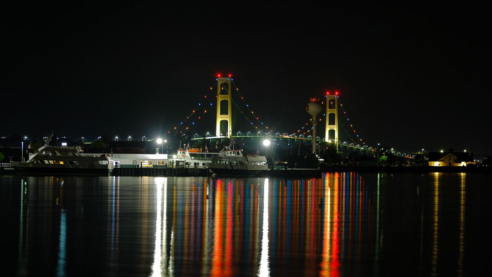 WEBSITE-_MACKINAC-CITY-MACKINAW-MICHIGAN-PHOTOGRAPHER-VIDEOGRAPHER-WEDDING-COMMERCIAL-BUSINESS-1537-2