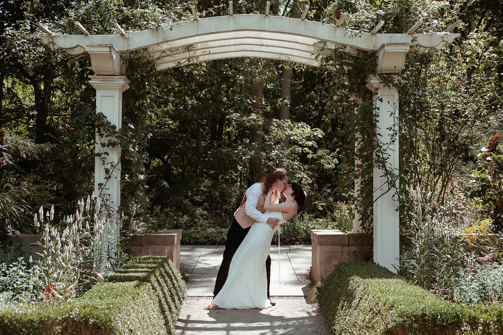 indianapolis-wedding-venue-rental-bridal-bride-dress-shop-jeweler-ring-catering-caterer-cater-engagement-photographer-photography-1057