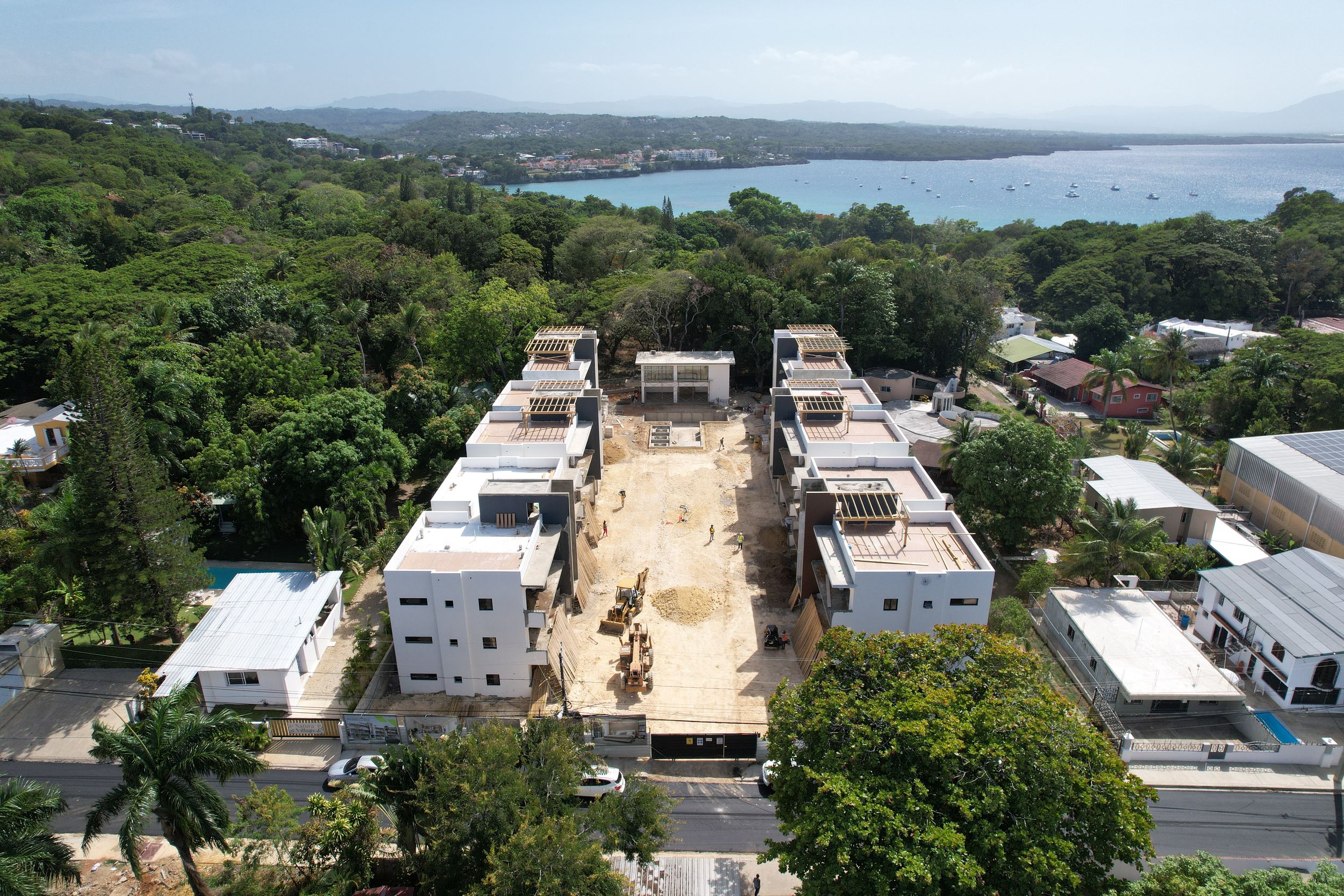 Condominios de 1 y 2 habitaciones en Sosúa, con piscina y áreas verdes. Conoce Residencial Paseo Llibre.