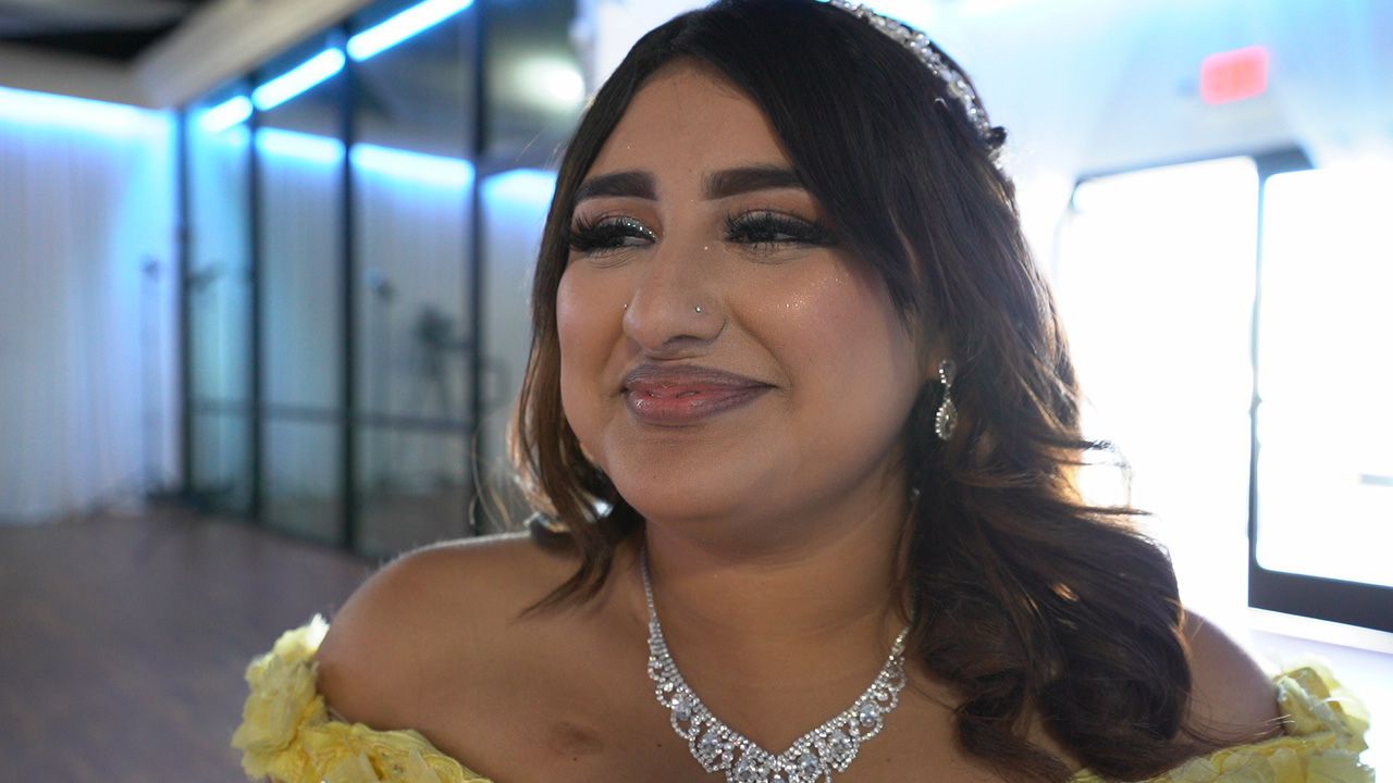 Las Colinas Canals Quince portraits capturing Briana's unforgettable Dream Quinceañera by trusted Dallas Fort Worth photographers.
