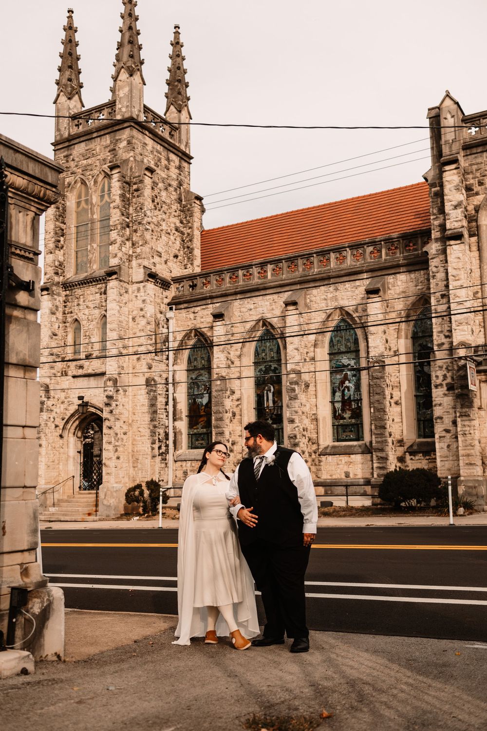 Elopement portraits at Old Gray Cemetery in Knoxville, Tennessee.