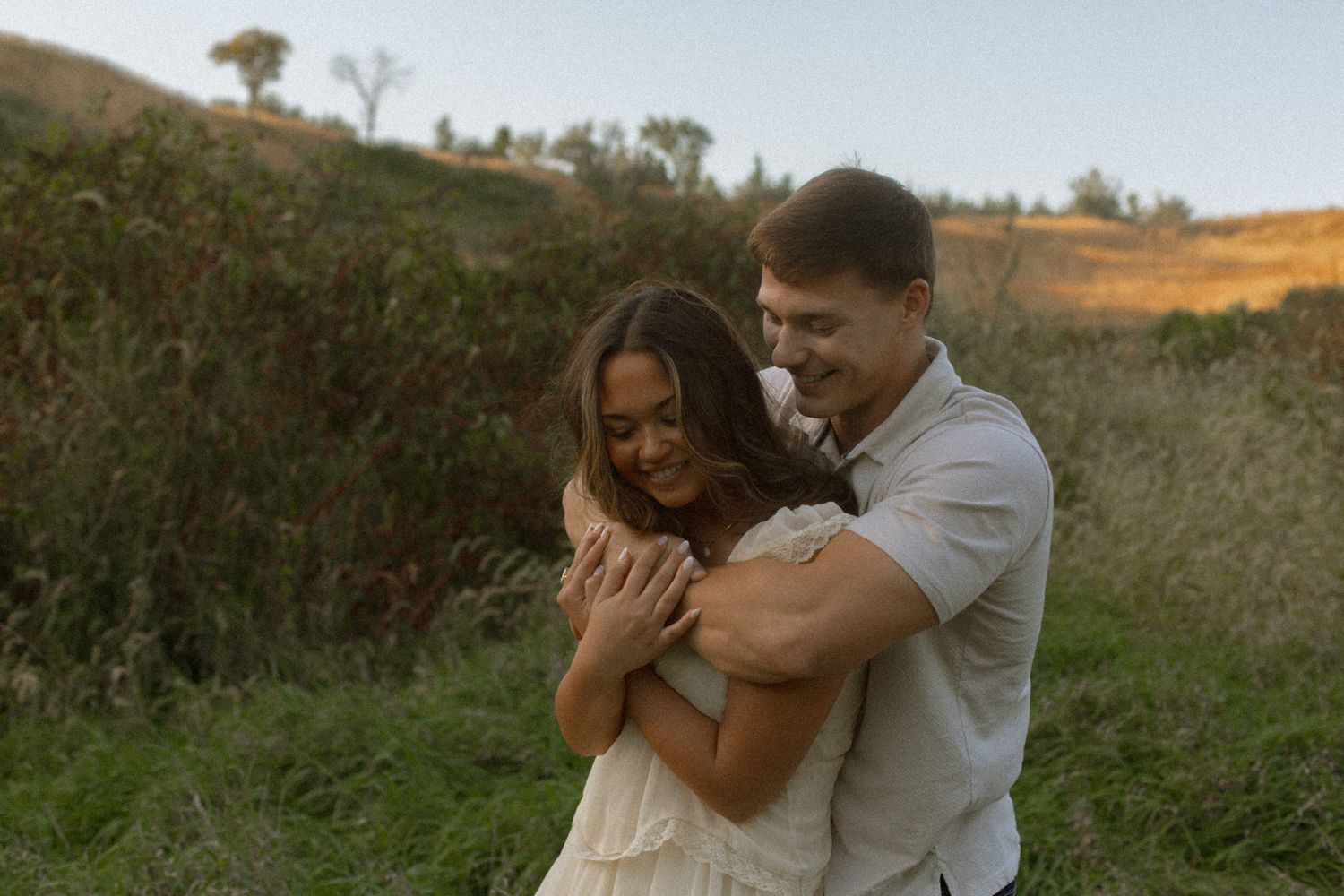 Documentary style wedding photographer Omaha