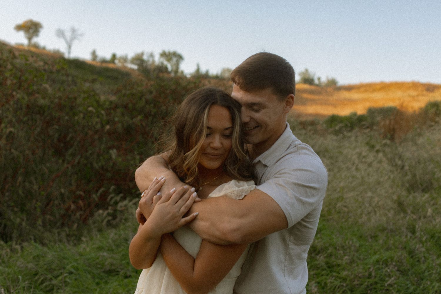 Documentary style wedding photographer Omaha