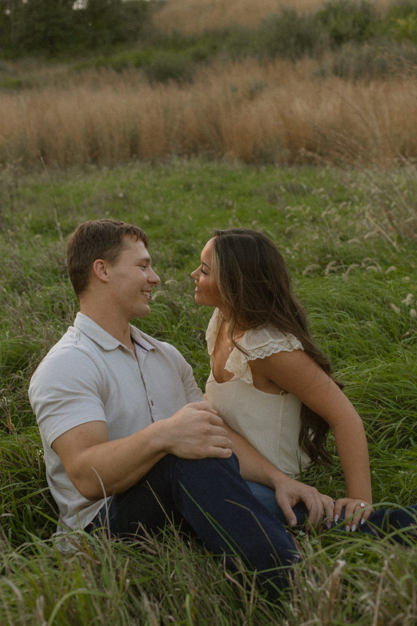 Documentary style wedding photographer Omaha
