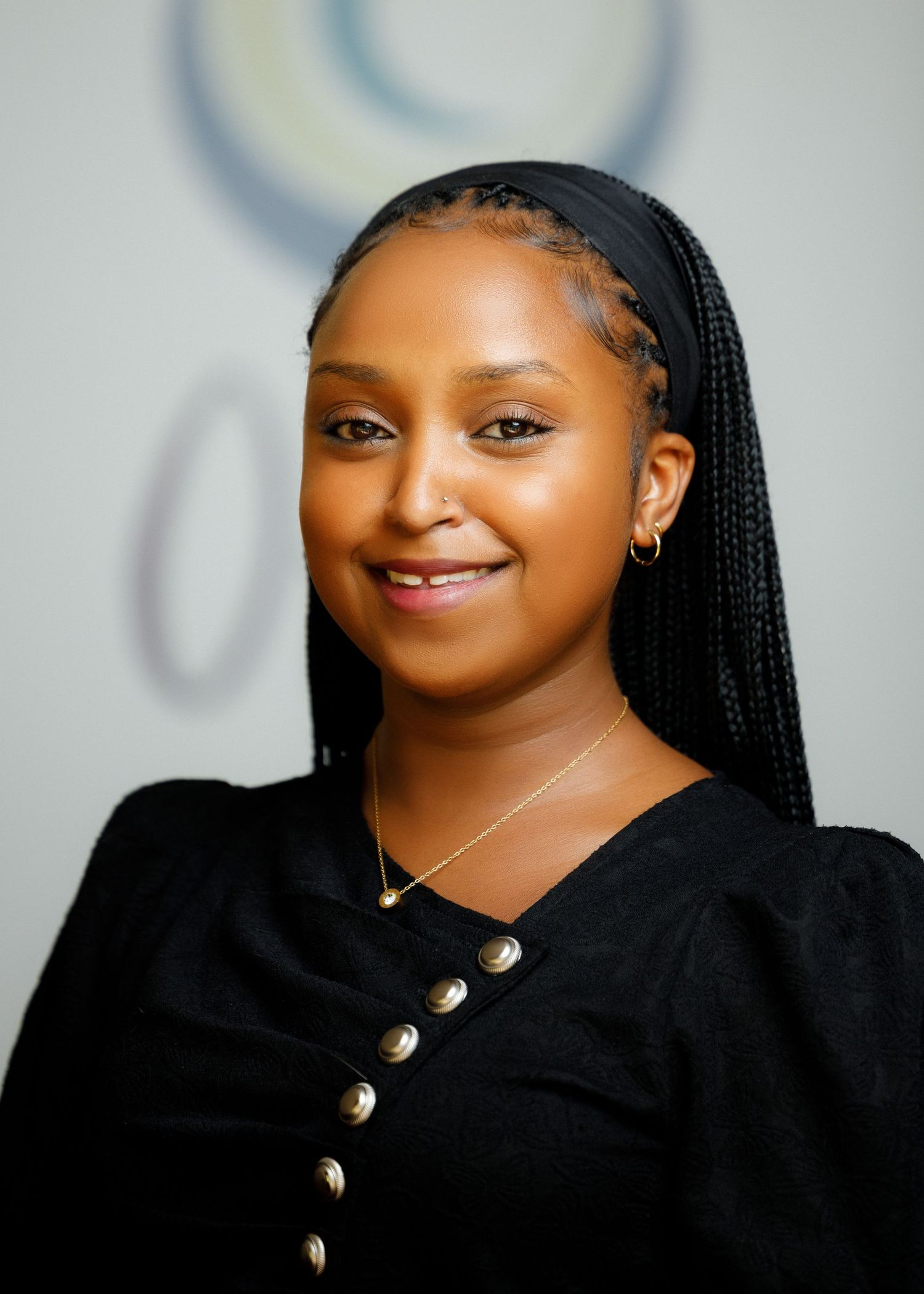 Professional Headshot Photographer in Nairobi High-quality portraits & headshots for corporate and and personal branding