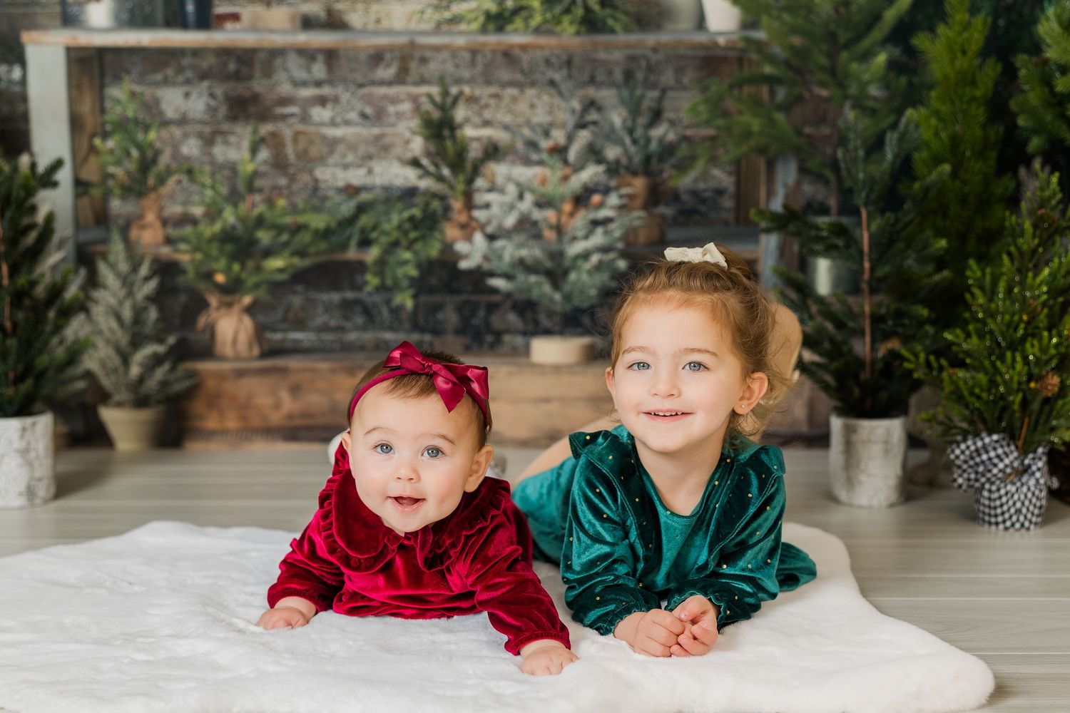 Candid, natural family photography in Ridgefield, Fairfield, Danbury, Wilton, Westport & New Canaan, CT. Capturing love, connection, and las