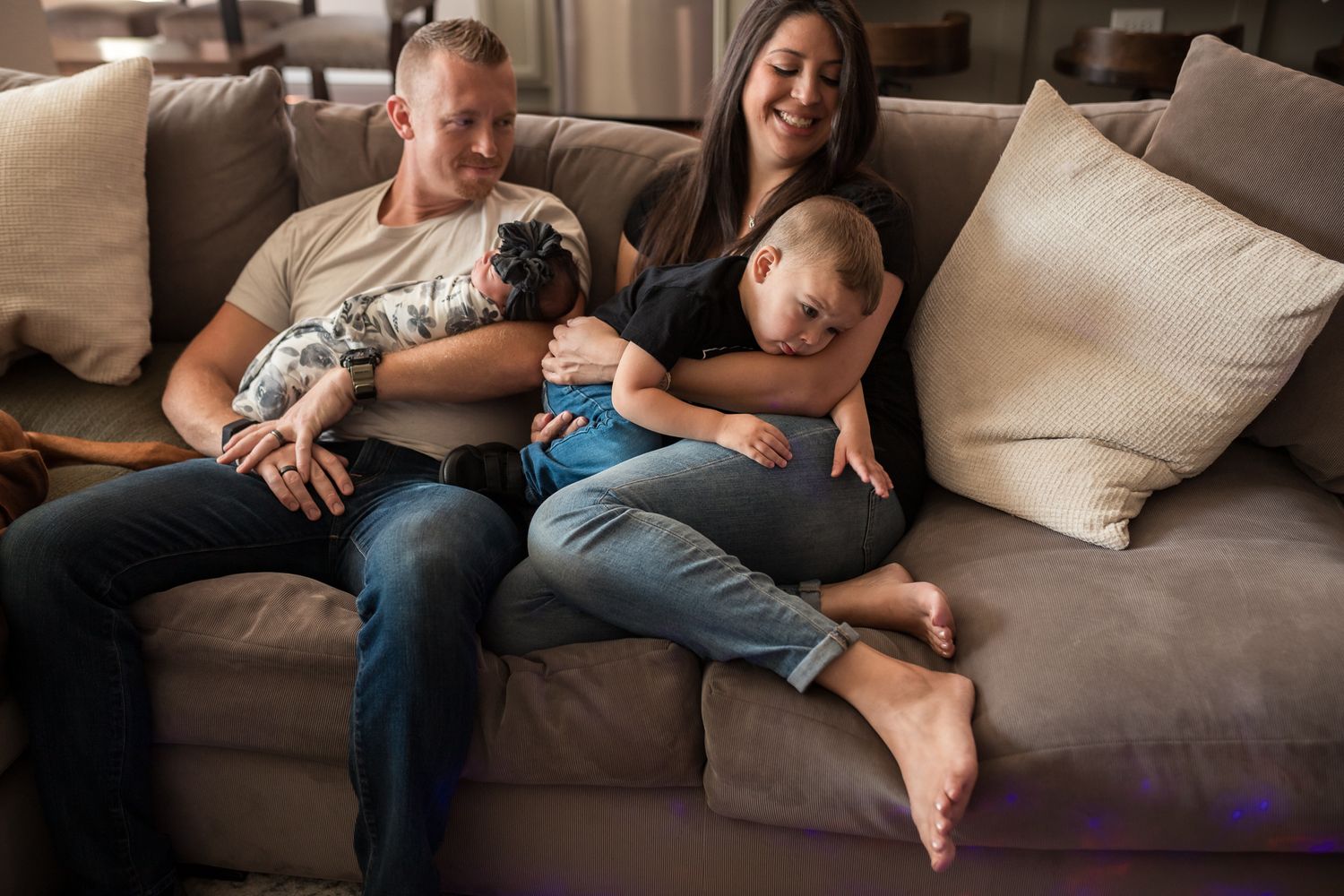 PHOTOS-OF-THE-PARALLELS-BETWEEN-THE-BIRTH-STORIES-OF-TWO-BABIES-FLOURISH-BIRTH-CENTER-TX