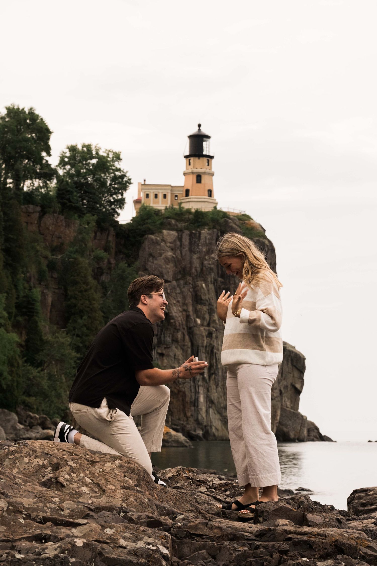 Proposal at Split Rock Lighthouse in Duluth Minnesota