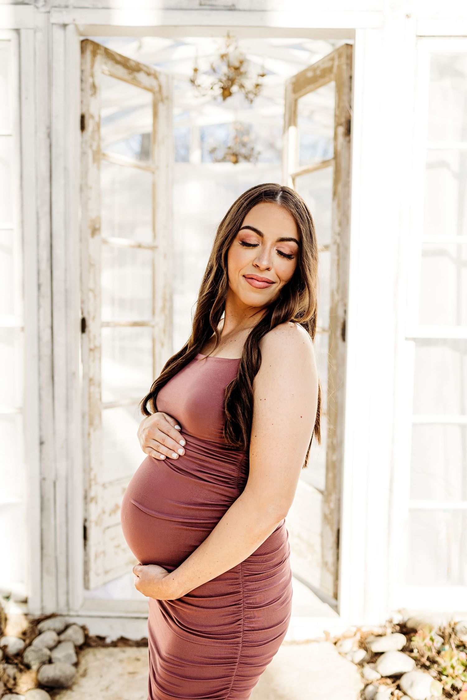 Maternity photography session in Spring, The Woodlands & Magnolia, TX by Anna Carreno Photography