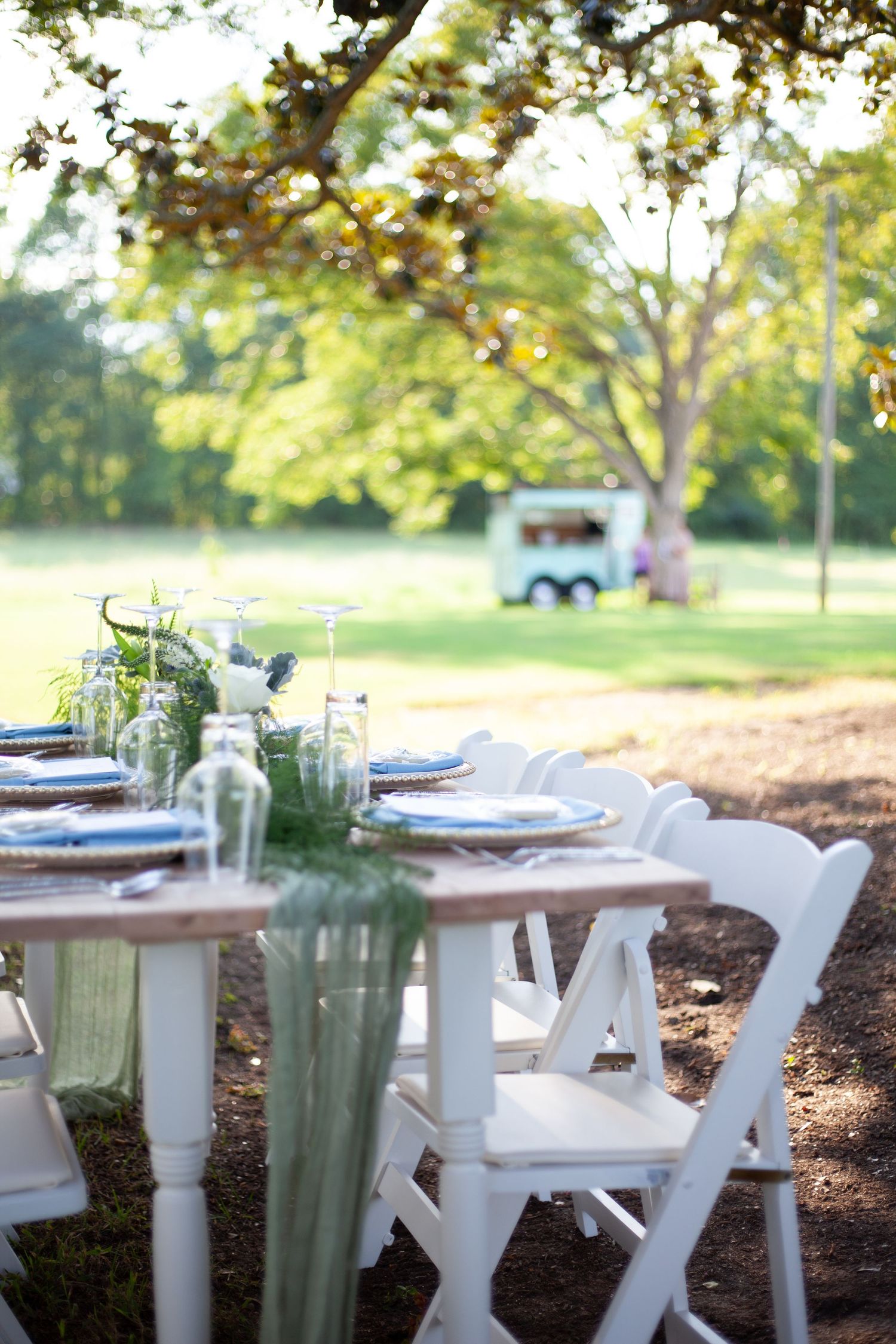 A wedding reception table at the House on Barber Mill in Clayton, NC.