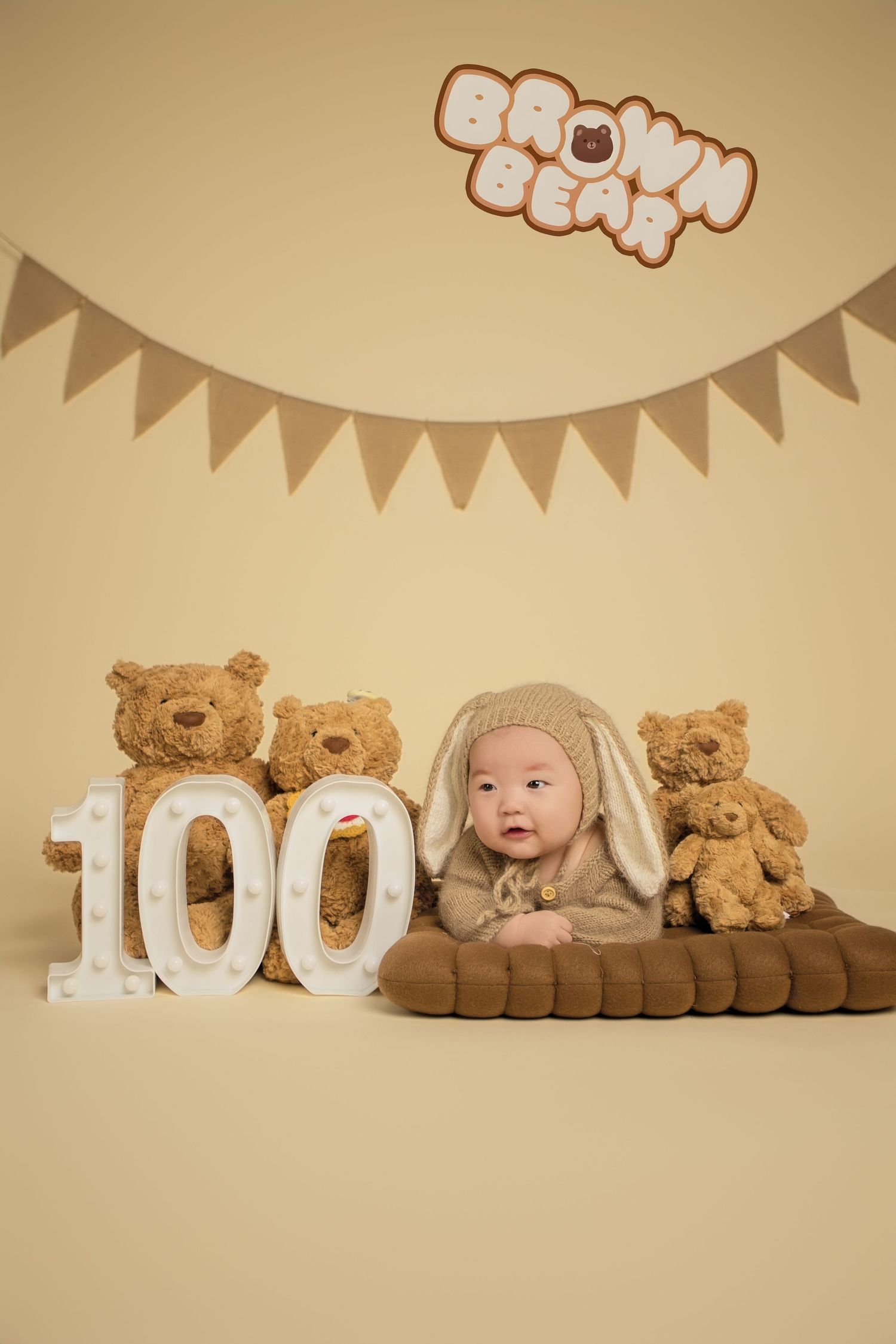 Seattle best Newborn photo
seattle Newborn photographer recommendation
Seattle maternity photo
Seattle milestone photo
Seattle family photo