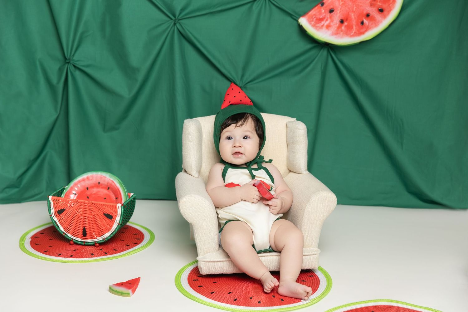 Seattle best Newborn photo
seattle Newborn photographer recommendation
Seattle maternity photo
Seattle milestone photo
Seattle family photo