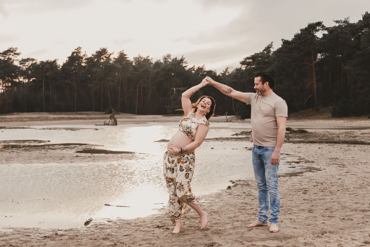 Zwangerschapsfotografie, zwangerschapsfotografe, Almelo, Twente, Overijssel