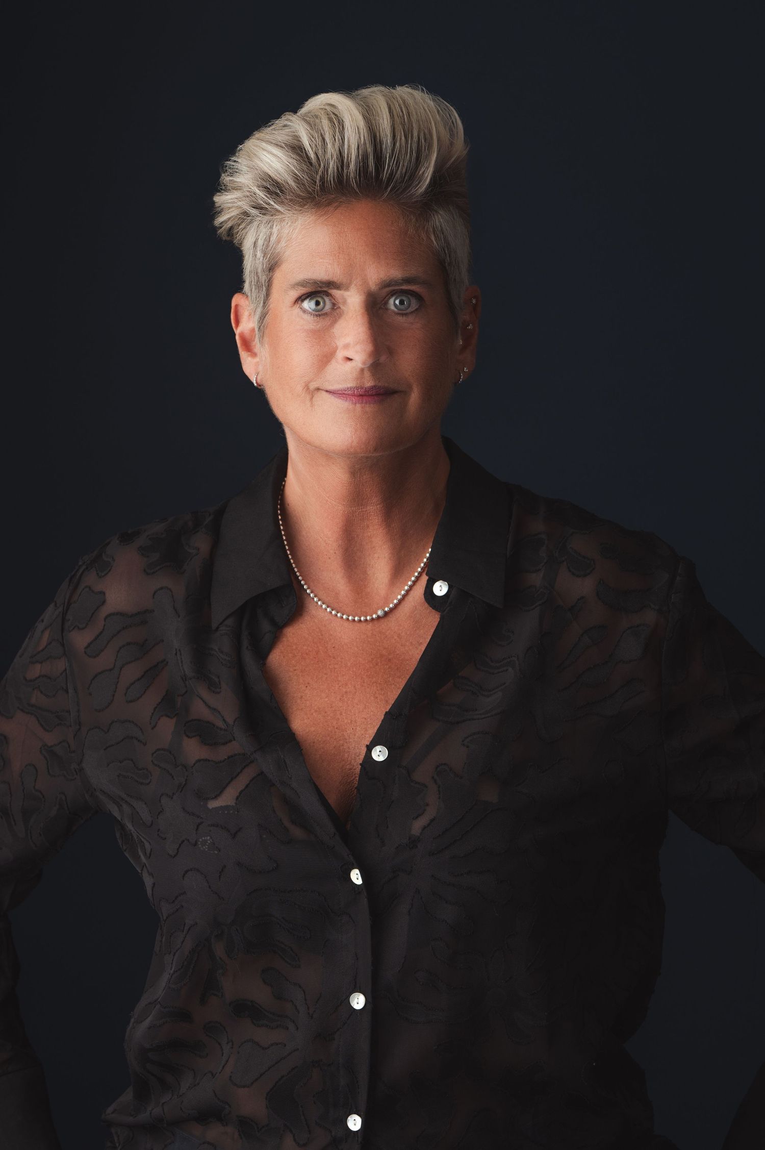 Portrait d'affaires réalisé au studio de Montréal, QC, Canada