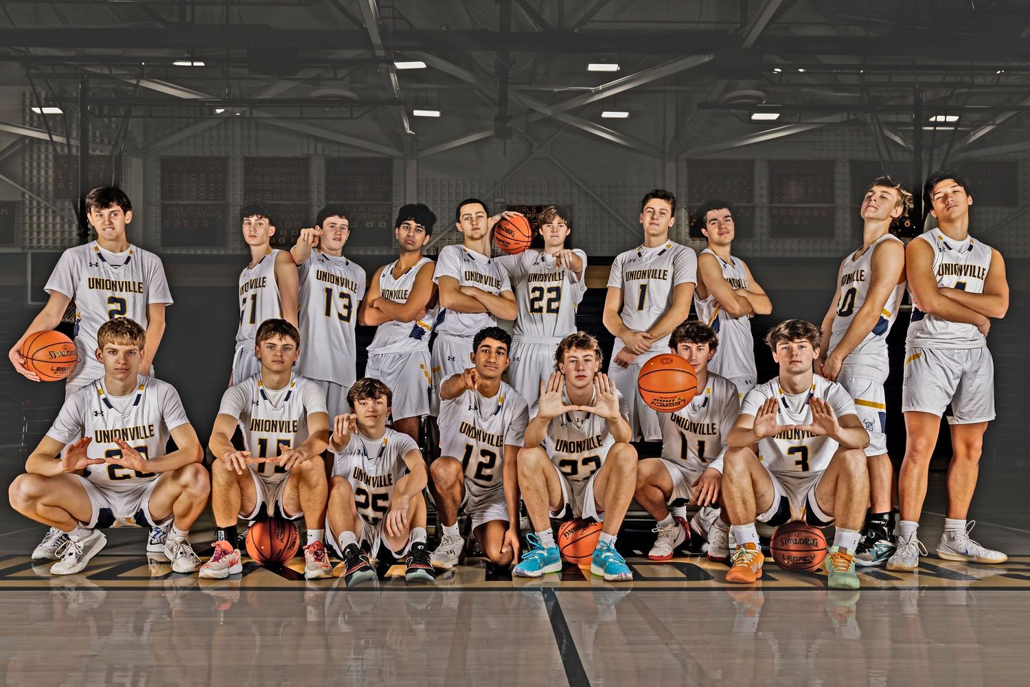 Varsity Basketball Team Photo