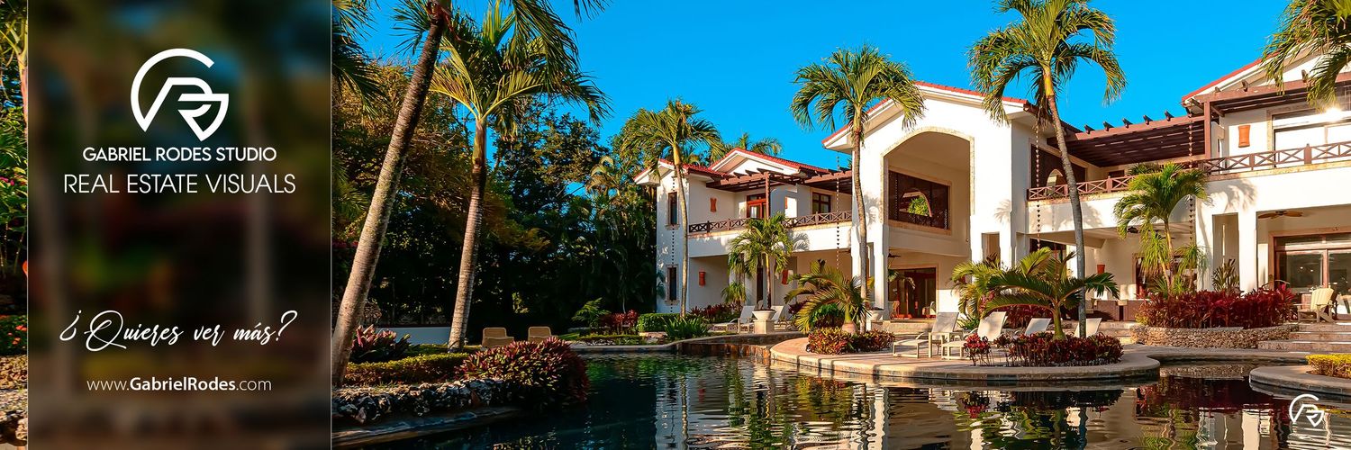 Fotografía profesional de villa para bienes raíces, mostrando interiores y exteriores de una propiedad inmobiliaria en Sosua, Puerto Plata