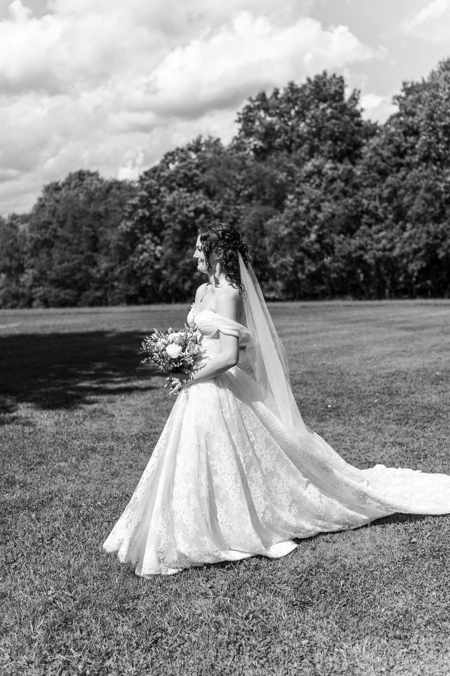 Pittsburgh Wedding photographer
Moon Township Photographer
True to color Photographer
Micro Wedding
Elopement Photographer
Small Ceremony