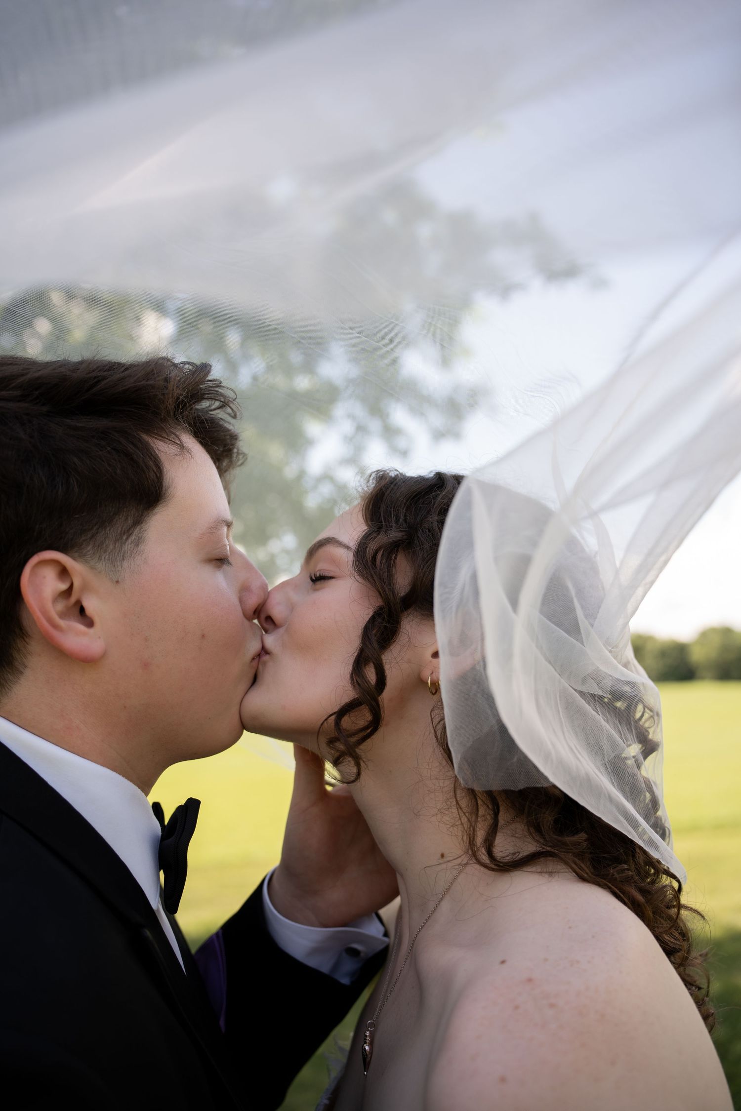 Pittsburgh Wedding photographer
Moon Township Photographer
True to color Photographer
Micro Wedding
Elopement Photographer