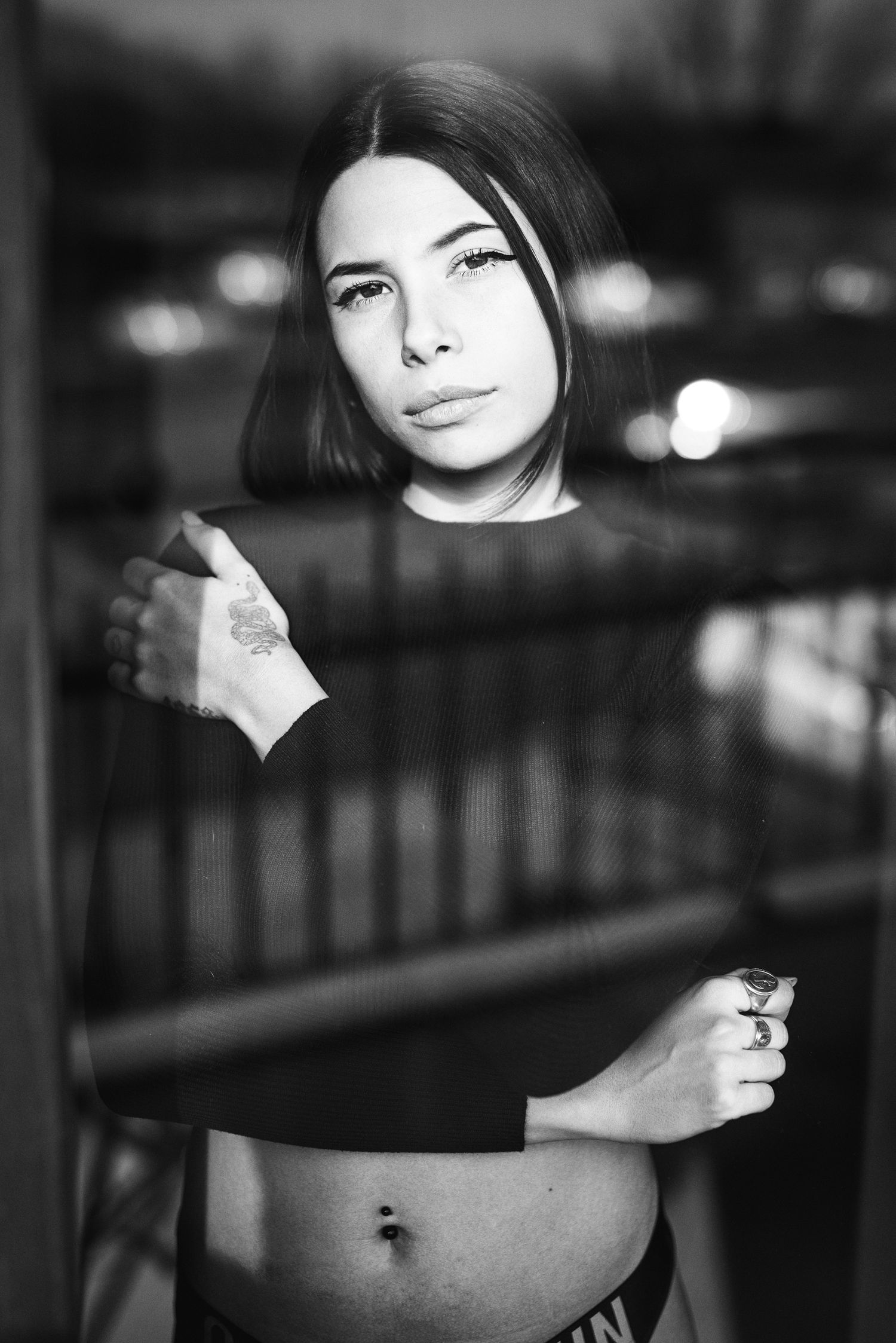 Ritratto in bianco e nero , parte del progetto fotografico "Through The Never", caratterizzato da un'estetica espressiva, e un forte impatto