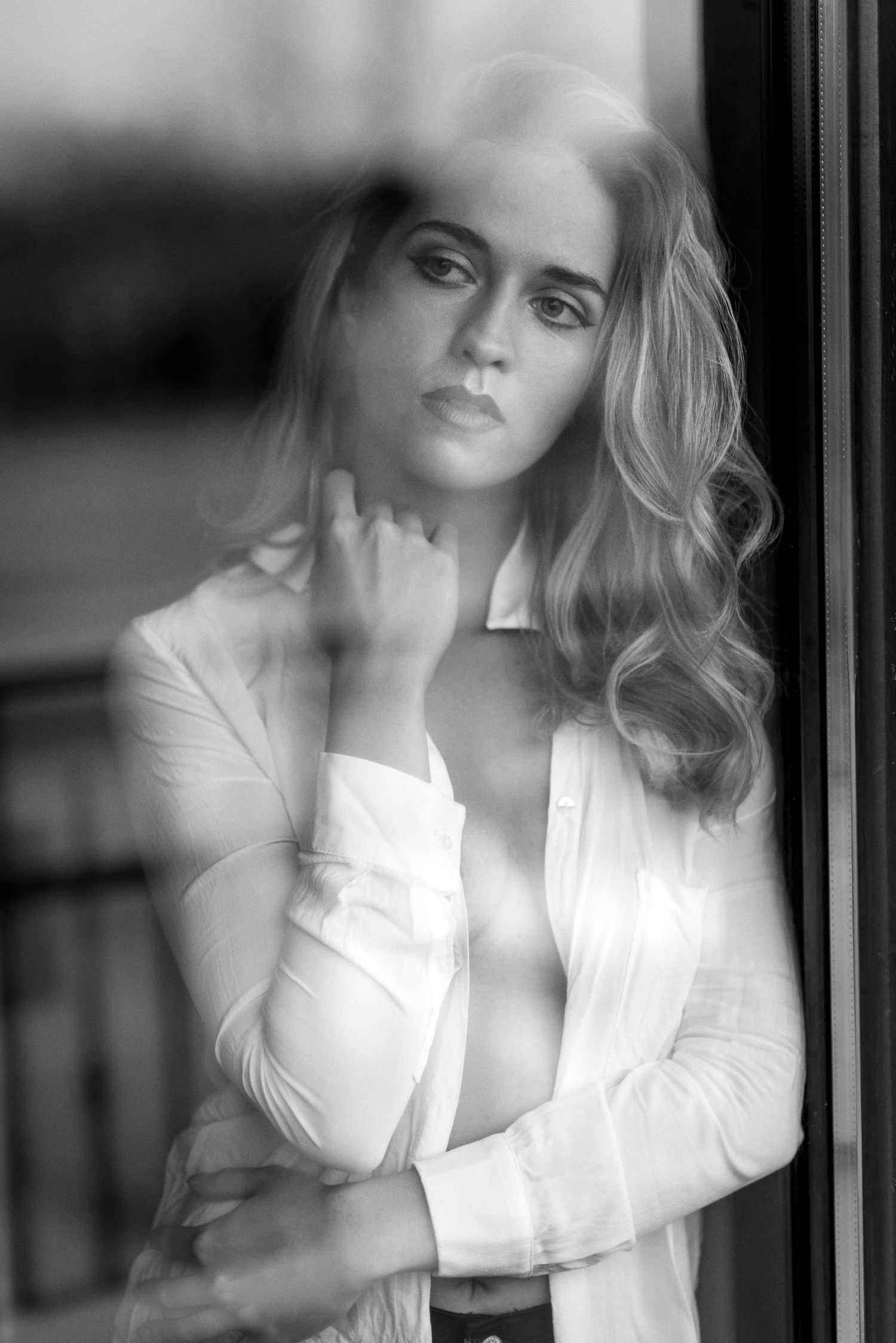 Ritratto in bianco e nero , parte del progetto fotografico "Through The Never", caratterizzato da un'estetica espressiva, e un forte impatto
