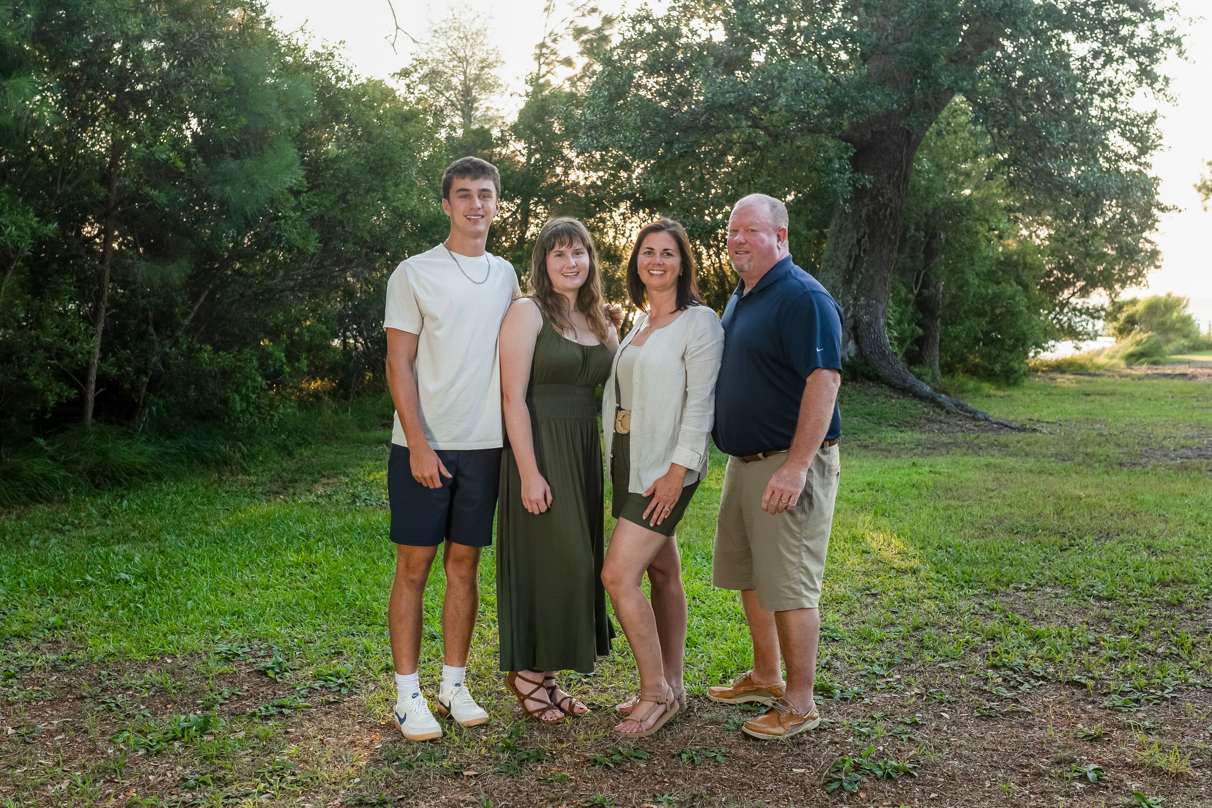 swansboro nc family photographer Samantha Ann photo near Emerald Isle nc beach senior and family portraits with grandparents