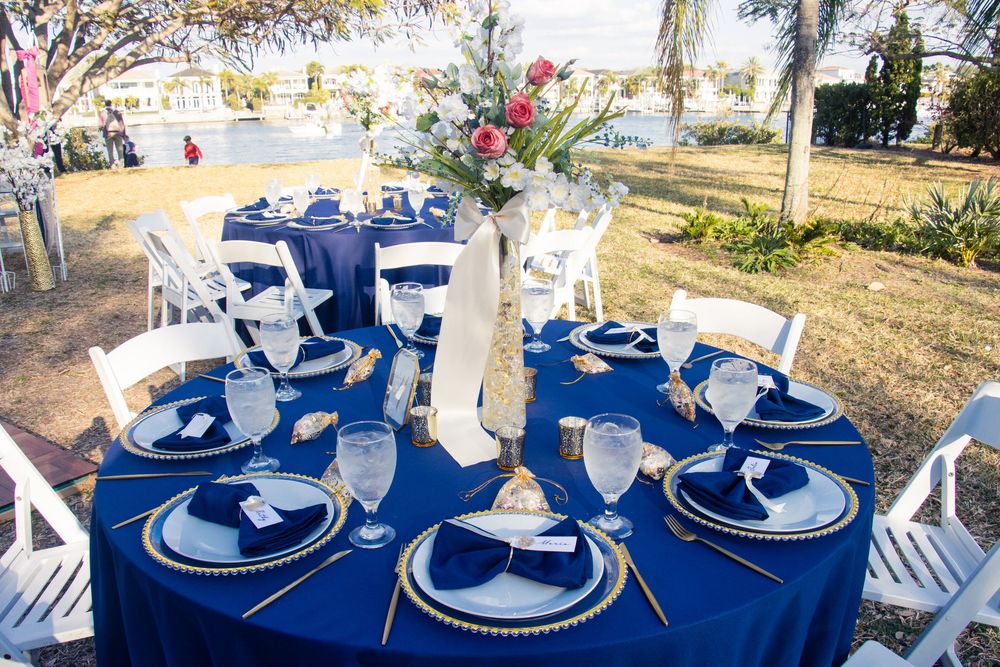 Editorial style weddings at Davis Islands, Tampa, Florida. Destination wedding in Tampa, Clearwater, St Pete, Sarasota, Naples, Florida