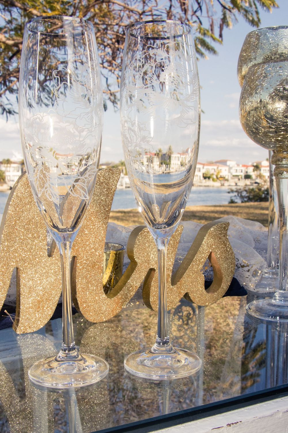 Editorial style weddings at Davis Islands, Tampa, Florida. Destination wedding in Tampa, Clearwater, St Pete, Sarasota, Naples, Florida