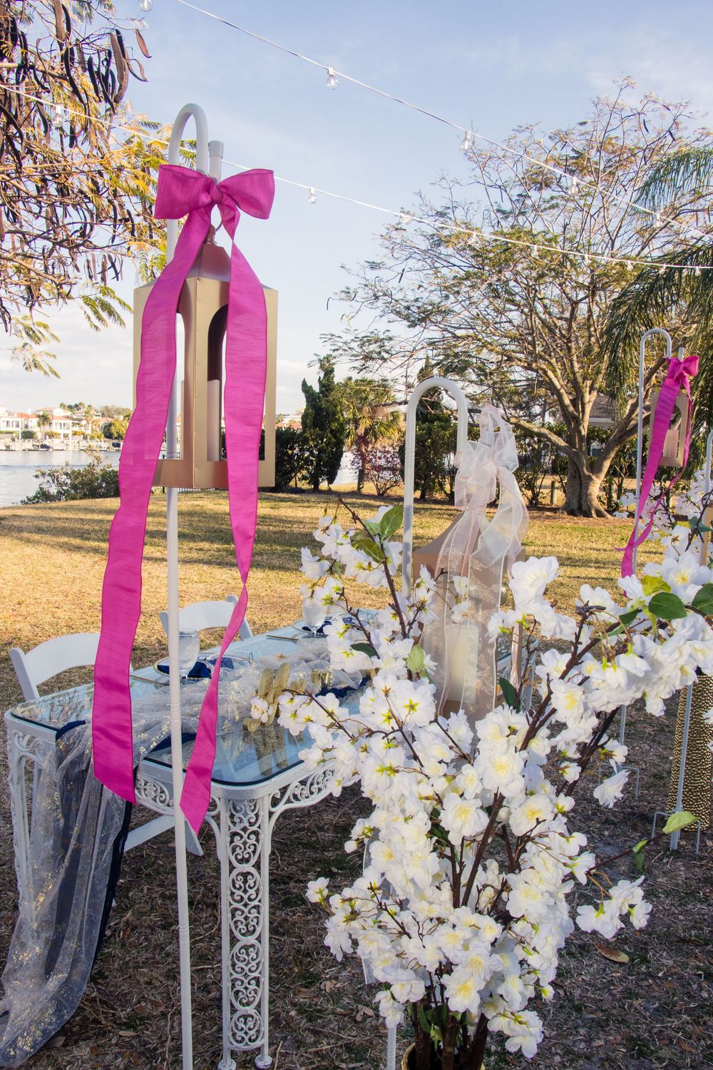Editorial style weddings at Davis Islands, Tampa, Florida. Destination wedding in Tampa, Clearwater, St Pete, Sarasota, Naples, Florida