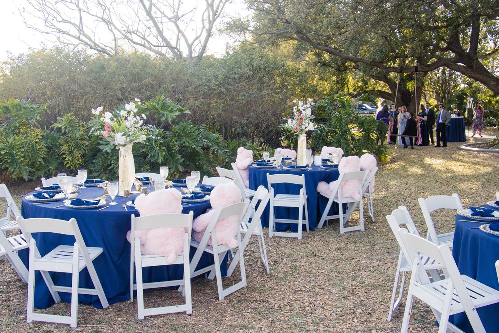 Editorial style weddings at Davis Islands, Tampa, Florida. Destination wedding in Tampa, Clearwater, St Pete, Sarasota, Naples, Florida