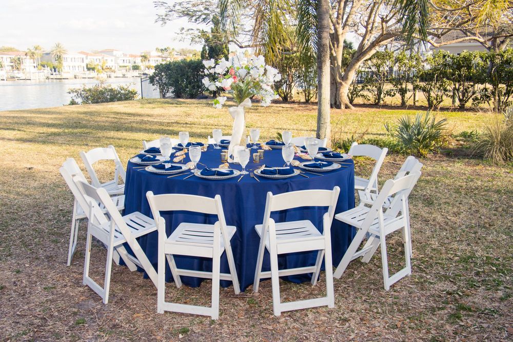 Editorial style weddings at Davis Islands, Tampa, Florida. Destination wedding in Tampa, Clearwater, St Pete, Sarasota, Naples, Florida