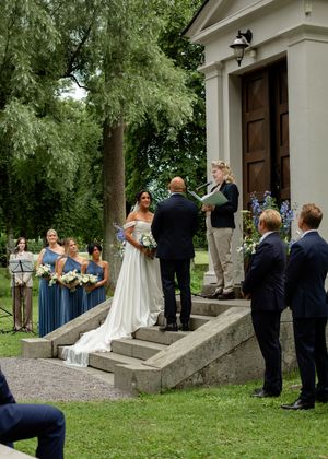 Bröllop Rånässlott, vigesel utomjhus i juli, sommarbröllop, bröllopsfotograf i Stockholm, fotograf Uppsala, fotograf Rånäs.