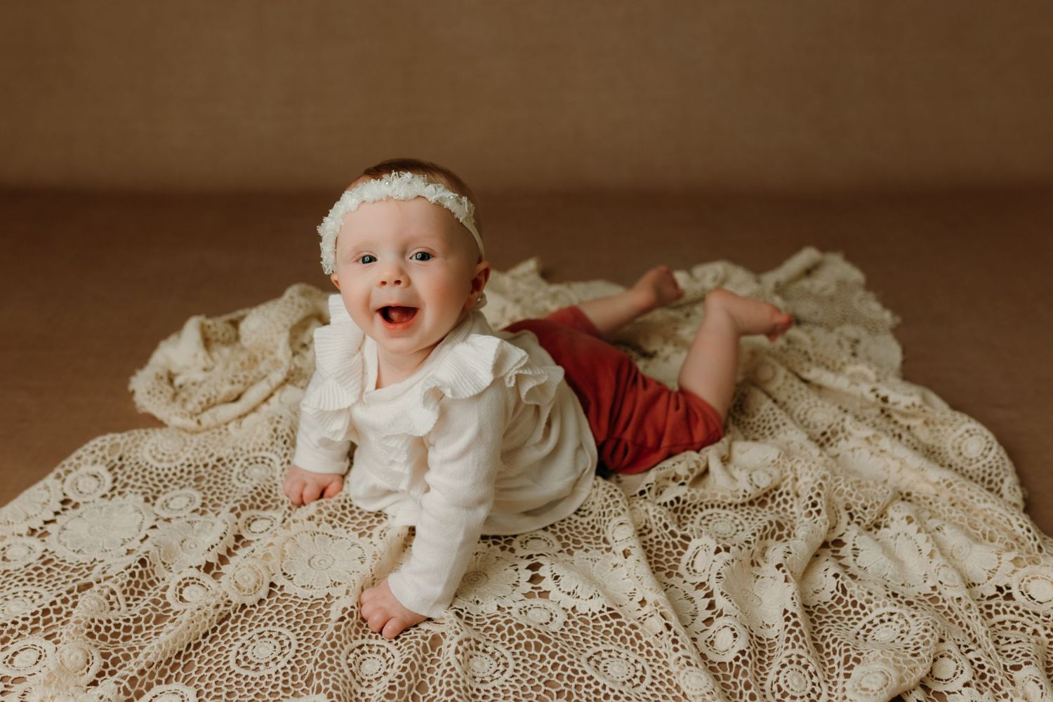 baby photographer victoria bc, first birthday photographer victoria bc, photographer victoria bc, family photographer, yyj, cake smash yyj