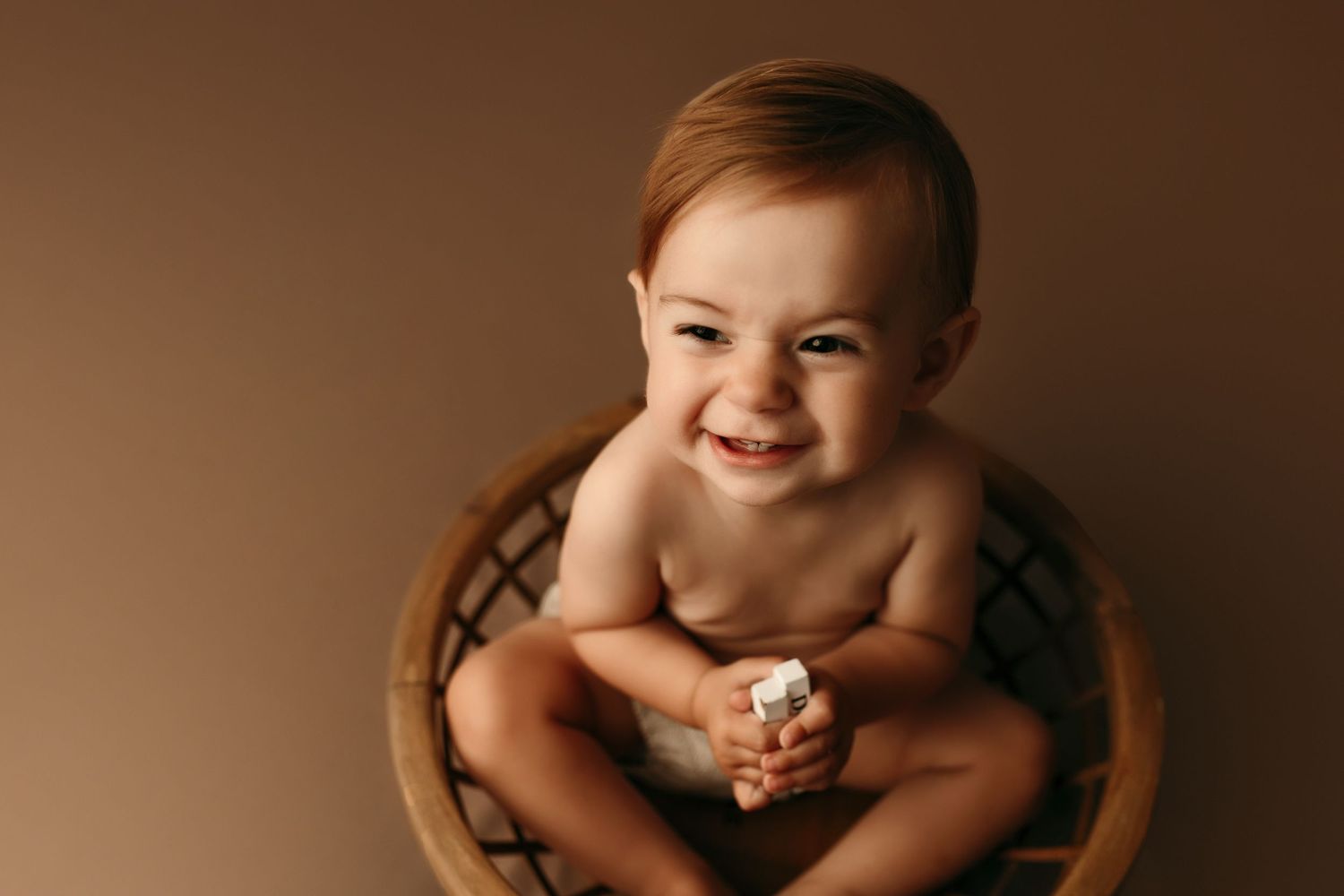 family photographer victoria bc, baby photographer victoria bc, photographer victoria bc,