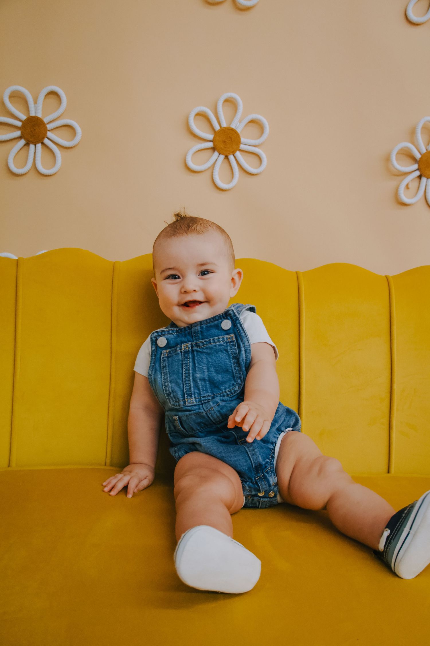 Baby Cute Indoor Flower Cayna Hunter Photography