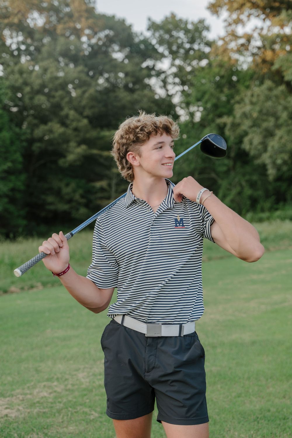 Colorful, vintage-inspired golf portrait