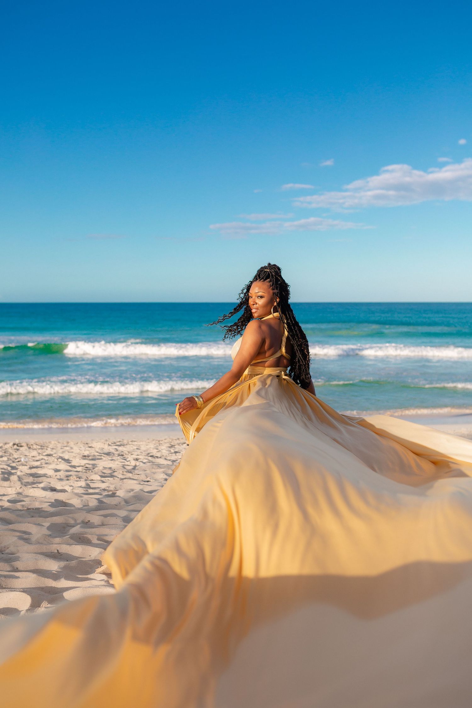 Flying dress Punta Cana, Photo session on the beach. For woman, couple, celebrate birthday, anniversary